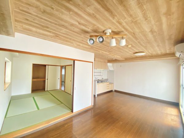 クレスト廿代（301）居室２