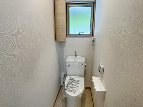 日高村一戸建てトイレ