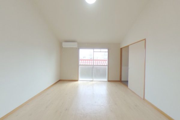 グランドパーク桜井町（303）居室１