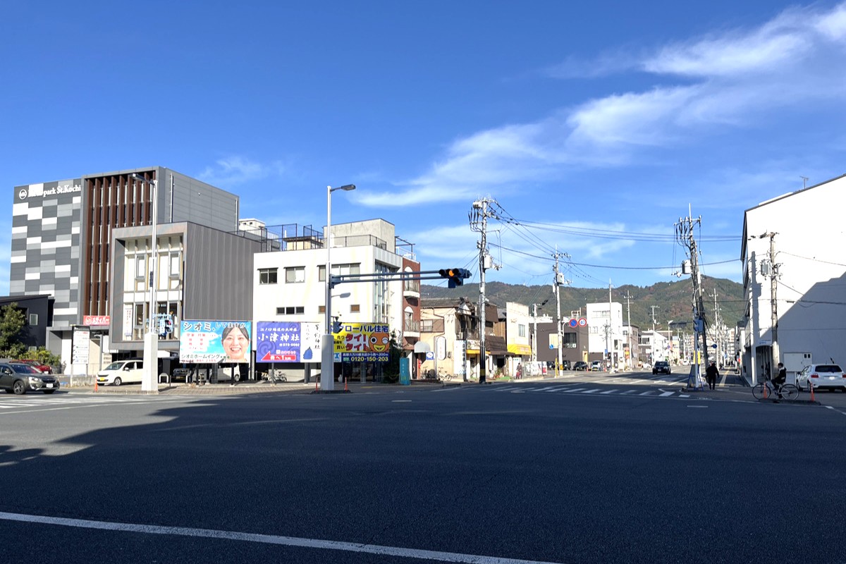 高知市新本町の町並み