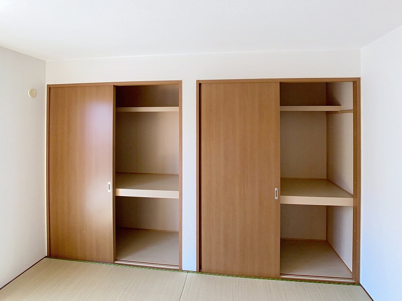 フローラ四月田A202収納 (1)